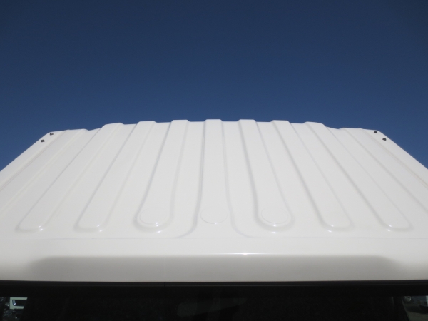 いすゞエルフ3段ラジコンクレーン付|中古トラックの販売・買取・査定のアイナビ