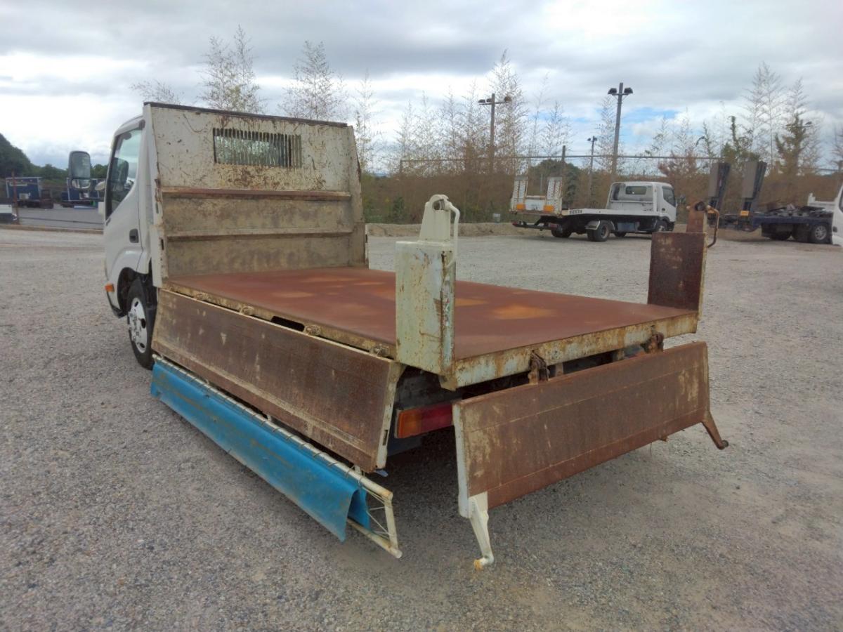 H25年 日野デュトロ3t低床ダンプ No.1011|中古トラックの販売・買取・査定のアイナビ