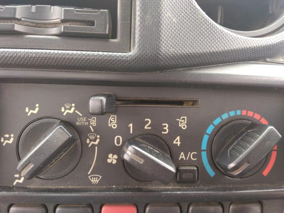 H25年 日野デュトロ3t低床ダンプ No.1011|中古トラックの販売・買取・査定のアイナビ