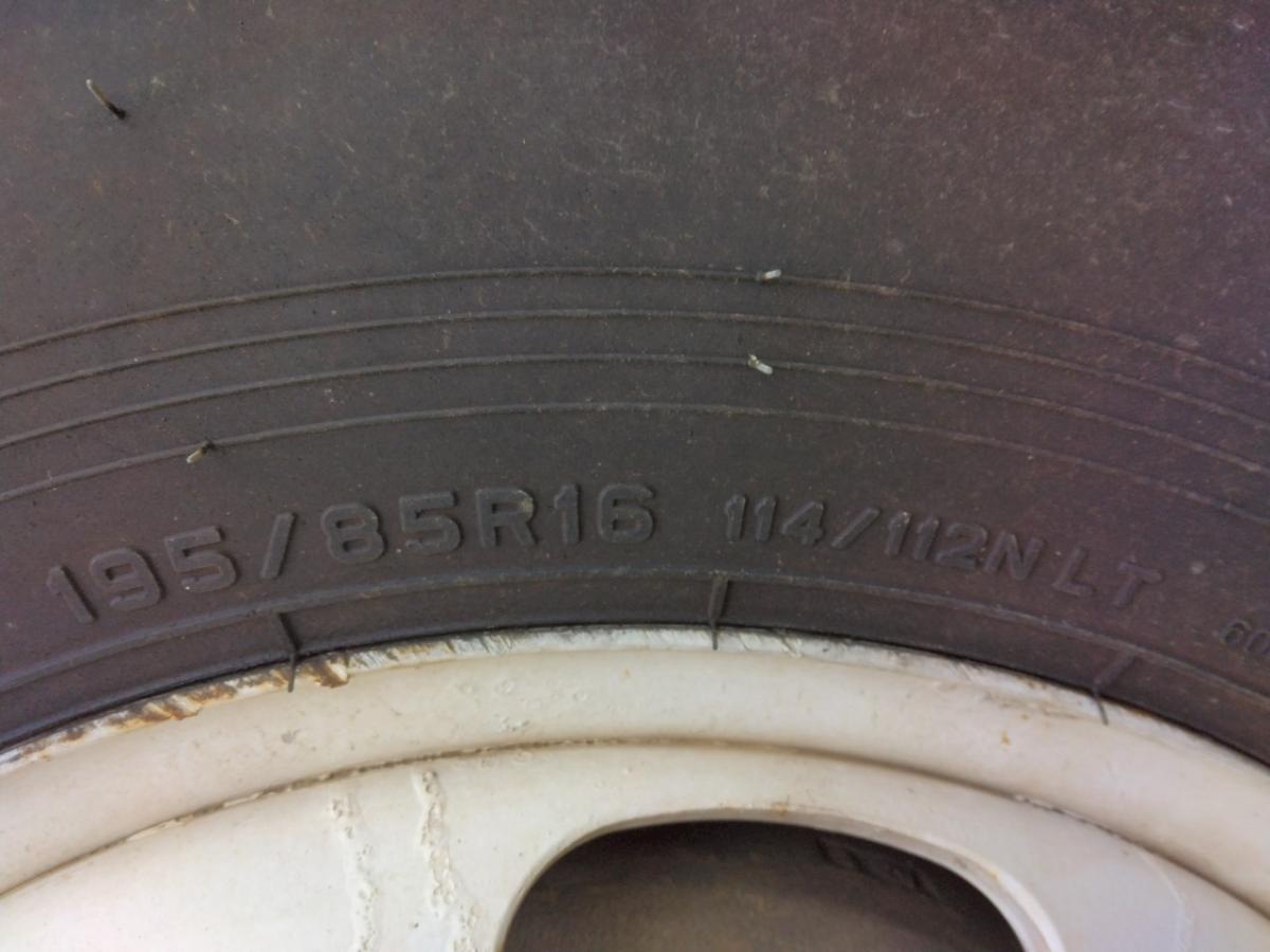 H25年 日野デュトロ3t低床ダンプ No.1011|中古トラックの販売・買取・査定のアイナビ