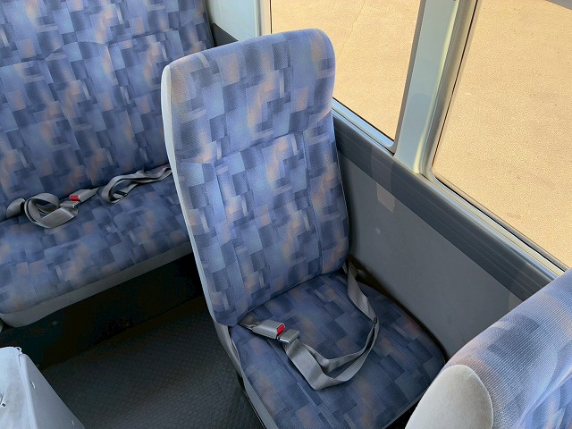 乗車定員29人リアトランク総輪エアサス自動扉ガソリン車|中古トラックの販売・買取・査定のアイナビ