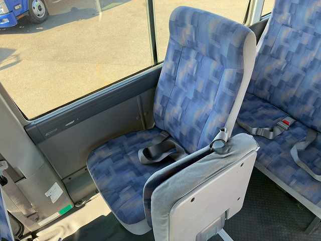 乗車定員29人リアトランク総輪エアサス自動扉ガソリン車|中古トラックの販売・買取・査定のアイナビ