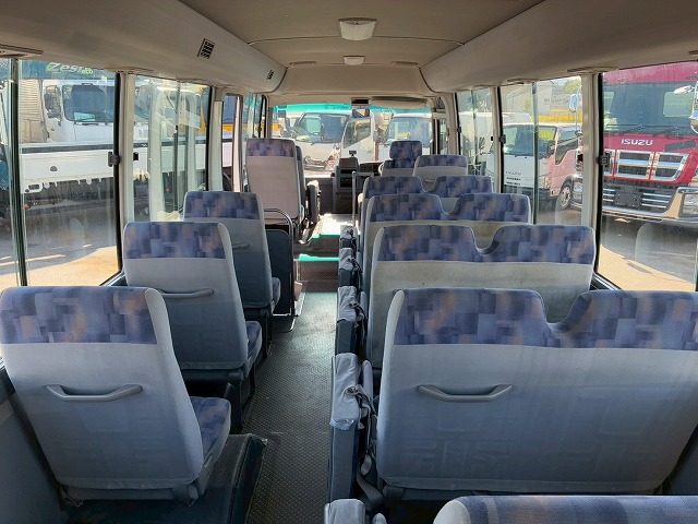 乗車定員29人リアトランク総輪エアサス自動扉ガソリン車|中古トラックの販売・買取・査定のアイナビ