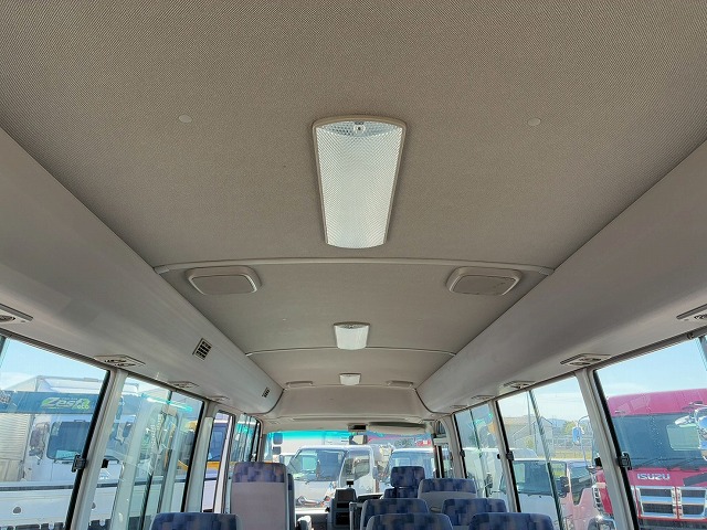 乗車定員29人リアトランク総輪エアサス自動扉ガソリン車|中古トラックの販売・買取・査定のアイナビ