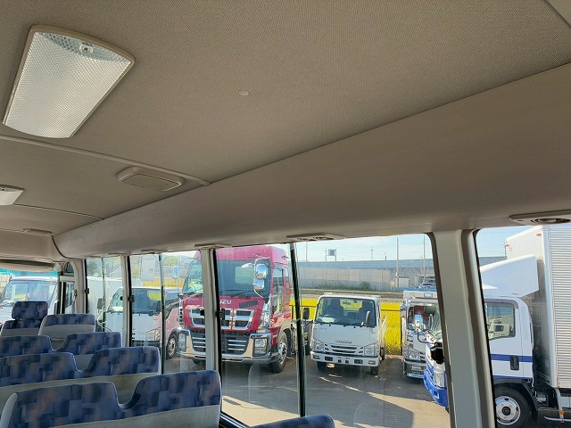 乗車定員29人リアトランク総輪エアサス自動扉ガソリン車|中古トラックの販売・買取・査定のアイナビ