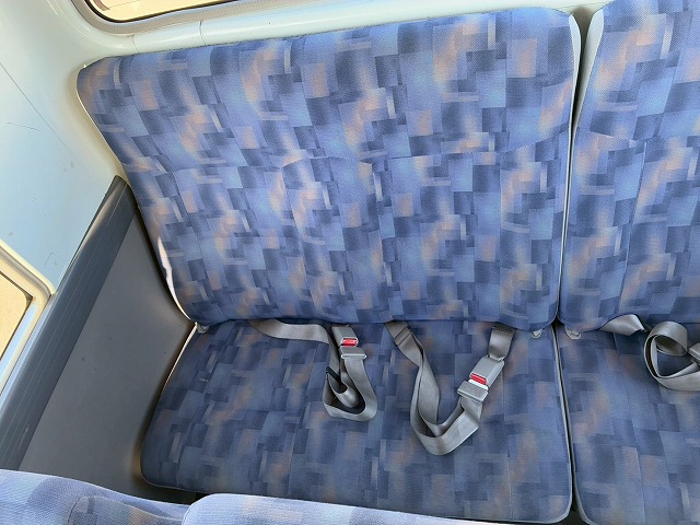 乗車定員29人リアトランク総輪エアサス自動扉ガソリン車|中古トラックの販売・買取・査定のアイナビ