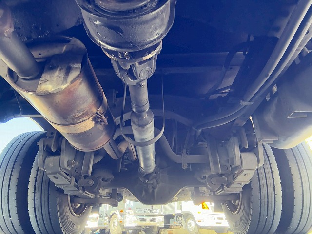 乗車定員29人リアトランク総輪エアサス自動扉ガソリン車|中古トラックの販売・買取・査定のアイナビ