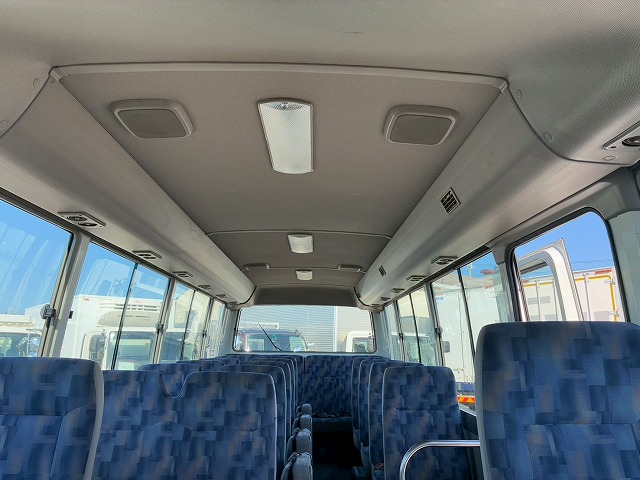 乗車定員29人リアトランク総輪エアサス自動扉ガソリン車|中古トラックの販売・買取・査定のアイナビ