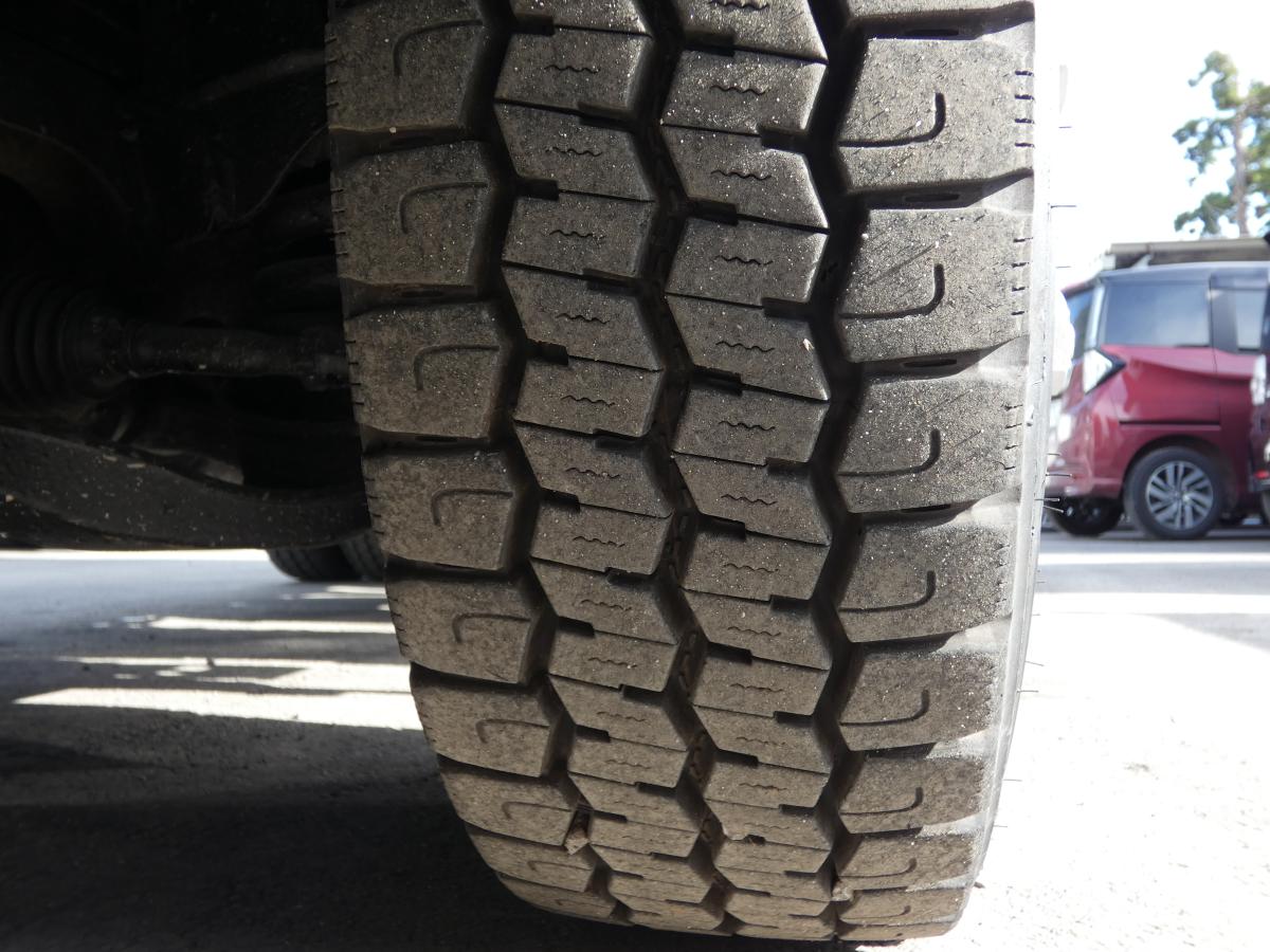 H212トン ダンプ 電動ミラー|中古トラックの販売・買取・査定のアイナビ