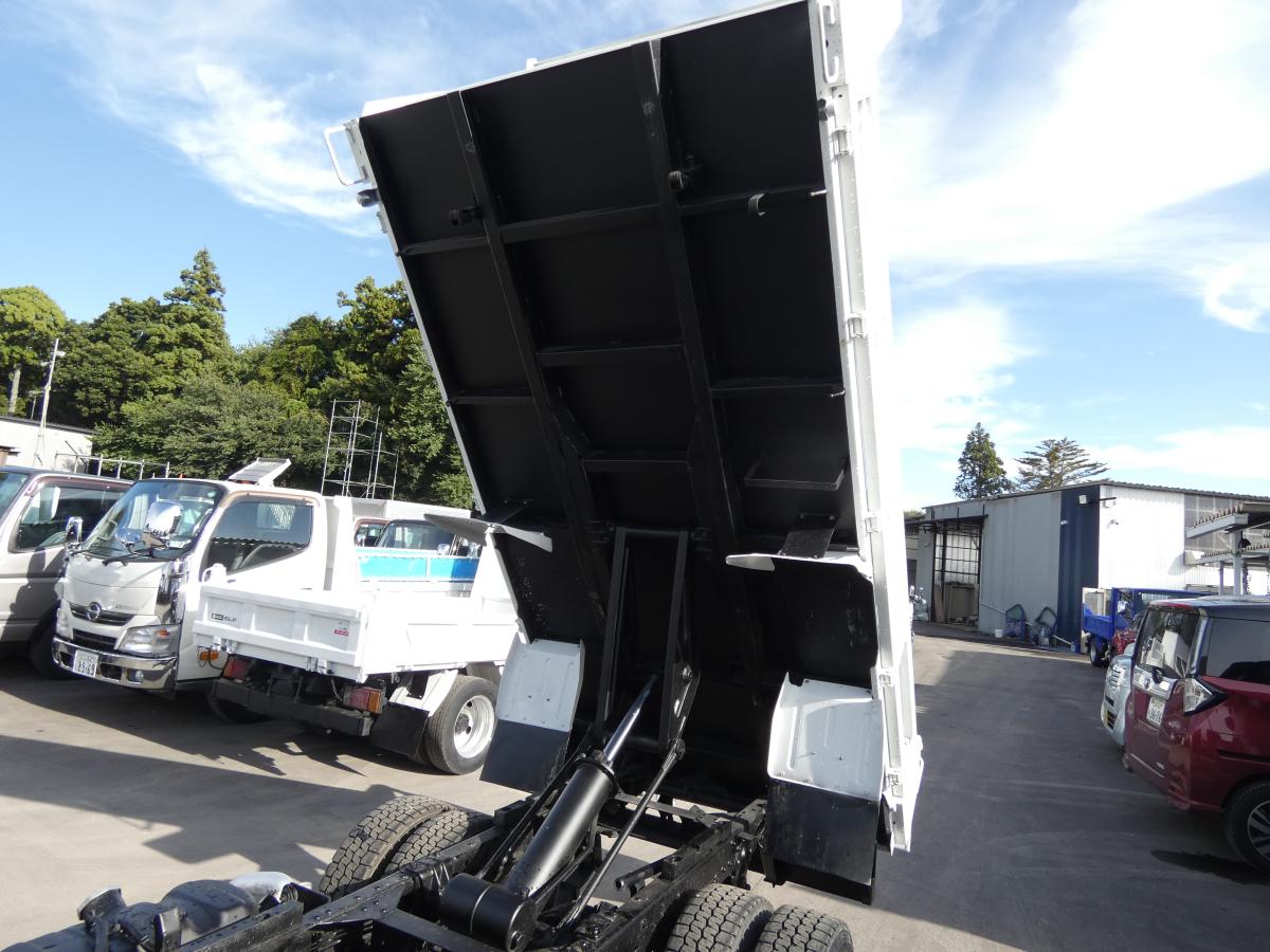 H212トン ダンプ 電動ミラー|中古トラックの販売・買取・査定のアイナビ