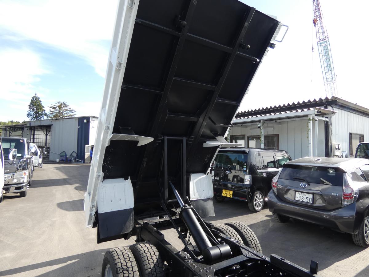H212トン ダンプ 電動ミラー|中古トラックの販売・買取・査定のアイナビ