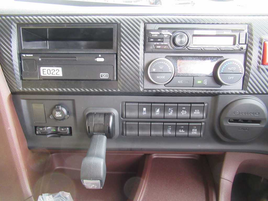 3軸高床 アルミ平 Rエアサス MTリターダ 380PS 7速|中古トラックの販売・買取・査定のアイナビ