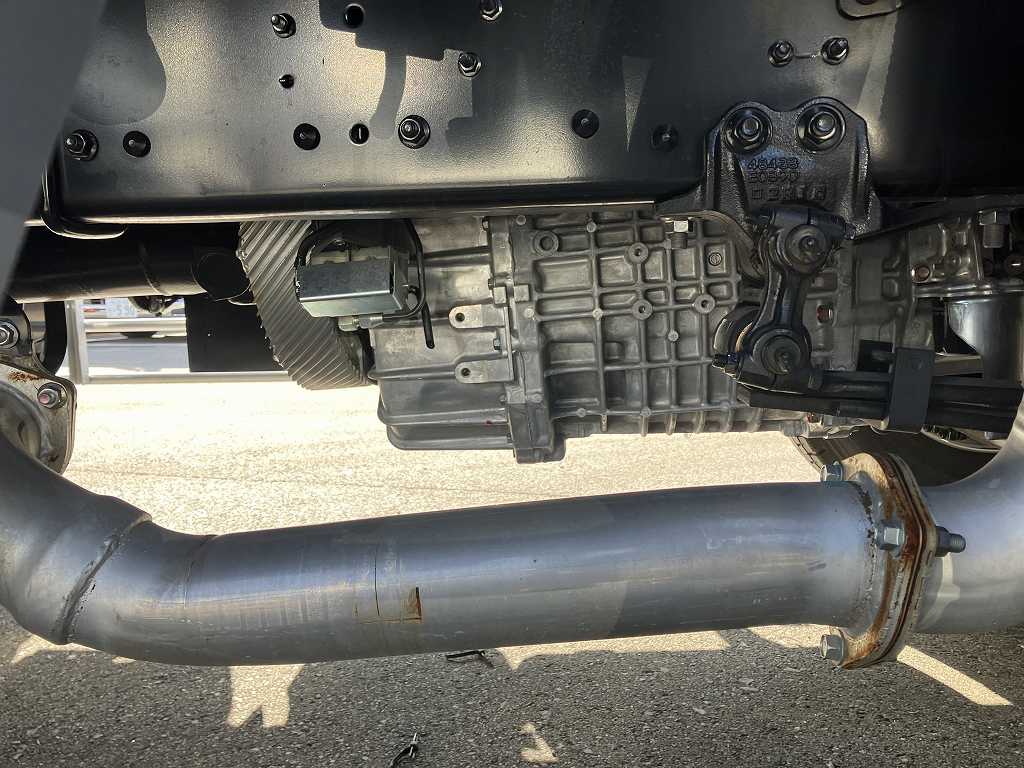 3軸高床 アルミ平 Rエアサス MTリターダ 380PS 7速|中古トラックの販売・買取・査定のアイナビ