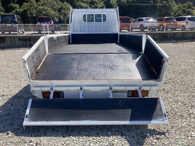 三菱ふそう 平ボディ キャンター|中古トラックの販売・買取・査定のアイナビ