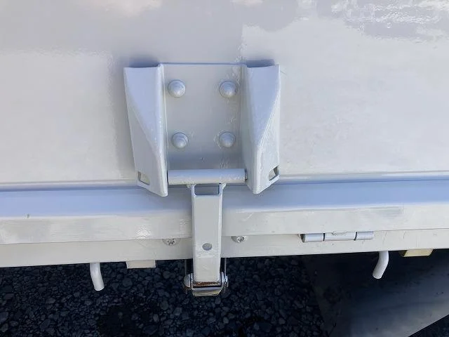 三菱ふそう 平ボディ キャンター|中古トラックの販売・買取・査定のアイナビ