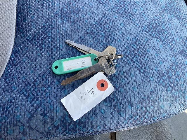 三菱ふそう 平ボディ キャンター|中古トラックの販売・買取・査定のアイナビ