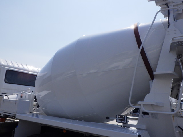 日産UD2PG-CW5DLミキサー10tドラム容量:8.3㎥|中古トラックの販売・買取・査定のアイナビ