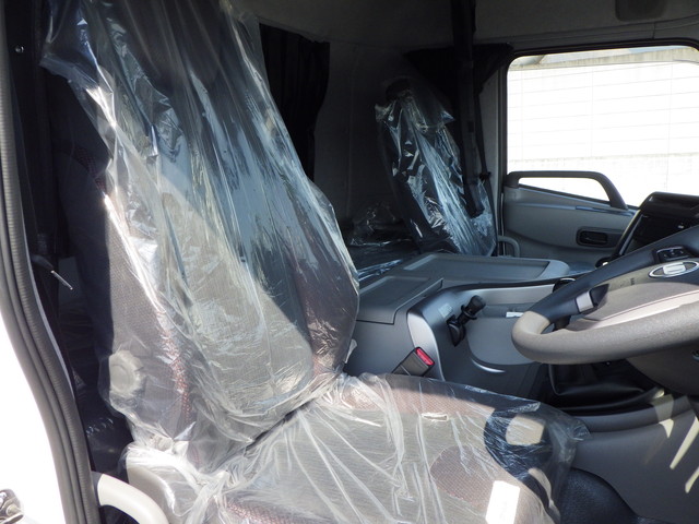 日産UD2PG-CW5DLミキサー10tドラム容量:8.3㎥|中古トラックの販売・買取・査定のアイナビ