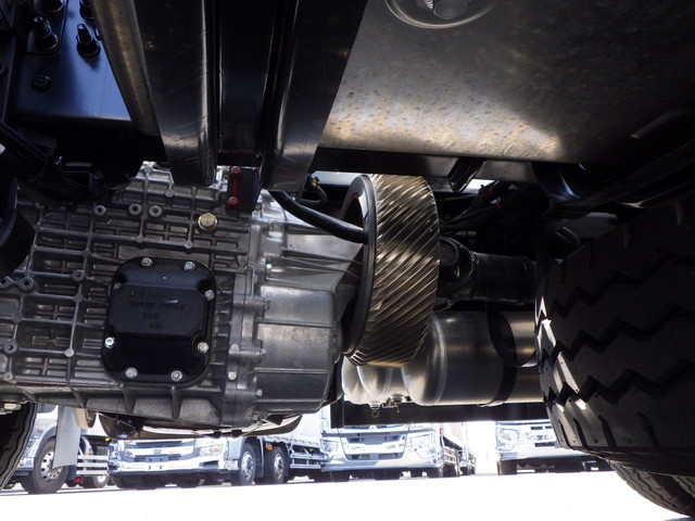 日産UD2PG-CW5DLミキサー10tドラム容量:8.3㎥|中古トラックの販売・買取・査定のアイナビ