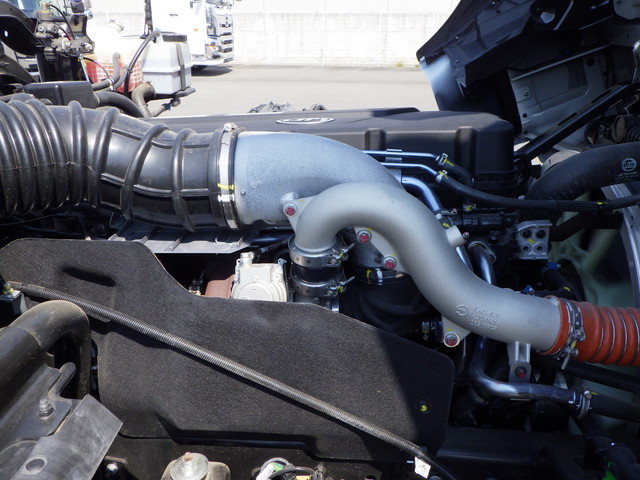 日産UD2PG-CW5DLミキサー10tドラム容量:8.3㎥|中古トラックの販売・買取・査定のアイナビ