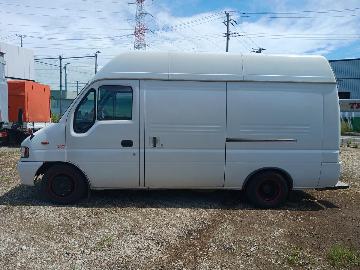 早すぎたヨーロッパスタイル、UTデザイン|中古トラックの販売・買取・査定のアイナビ