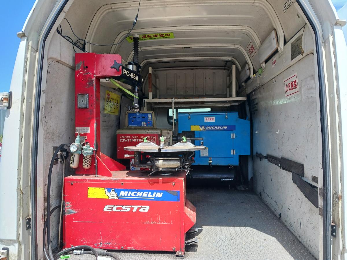 早すぎたヨーロッパスタイル、UTデザイン|中古トラックの販売・買取・査定のアイナビ