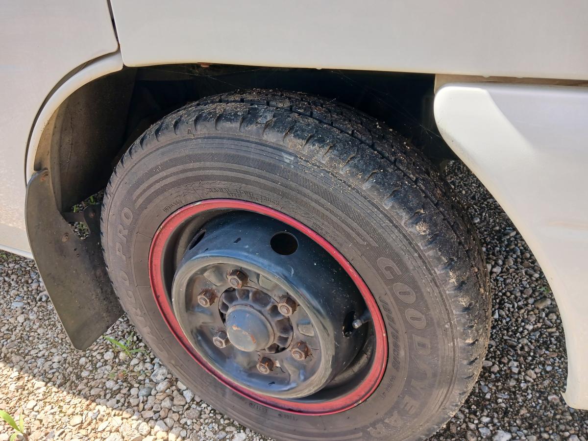 早すぎたヨーロッパスタイル、UTデザイン|中古トラックの販売・買取・査定のアイナビ