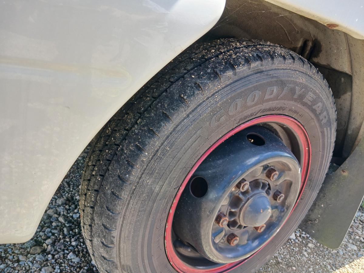 早すぎたヨーロッパスタイル、UTデザイン|中古トラックの販売・買取・査定のアイナビ