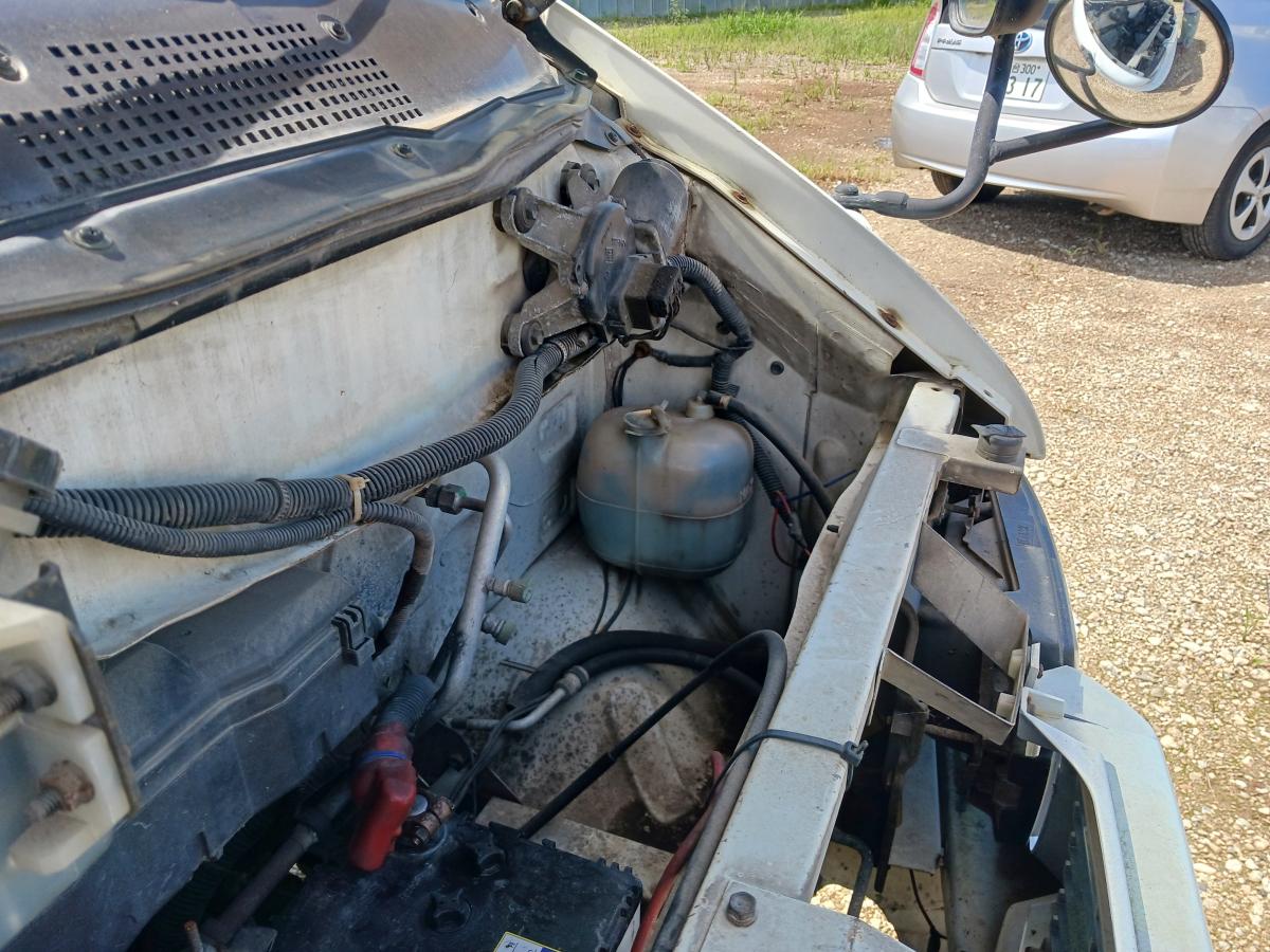 早すぎたヨーロッパスタイル、UTデザイン|中古トラックの販売・買取・査定のアイナビ