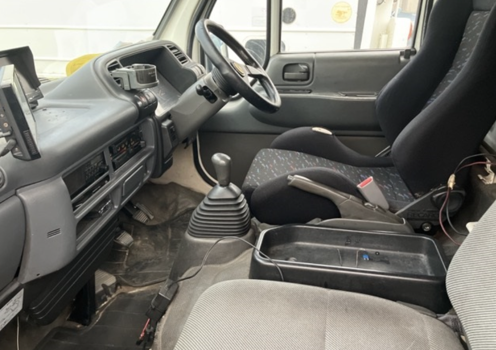 早すぎたヨーロッパスタイル、UTデザイン|中古トラックの販売・買取・査定のアイナビ