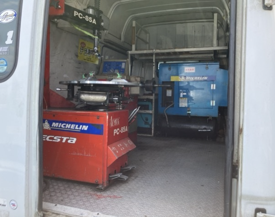 早すぎたヨーロッパスタイル、UTデザイン|中古トラックの販売・買取・査定のアイナビ