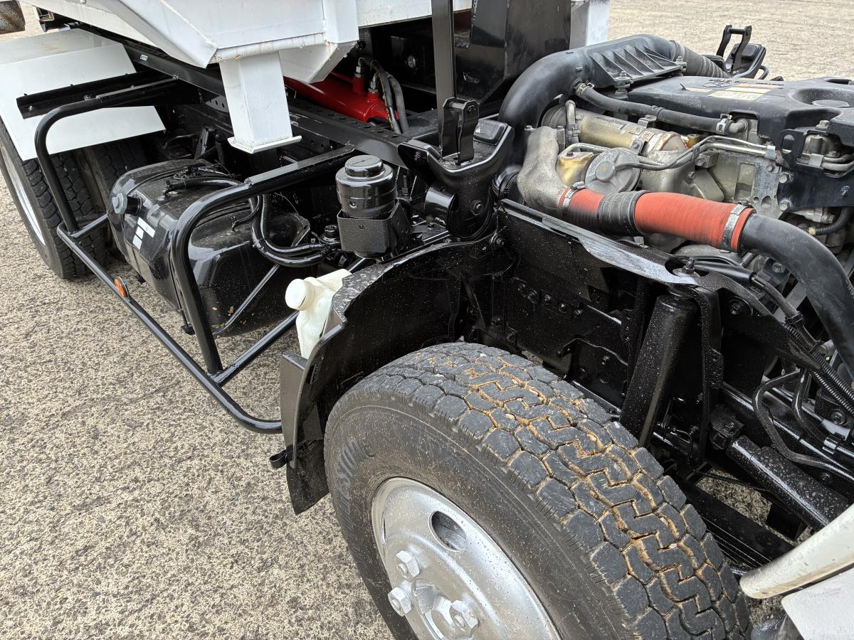 上物ほぼ新品、3tアームロール、箱付、Km少ない|中古トラックの販売・買取・査定のアイナビ