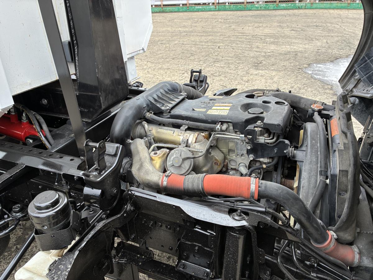 上物ほぼ新品、3tアームロール、箱付、Km少ない|中古トラックの販売・買取・査定のアイナビ