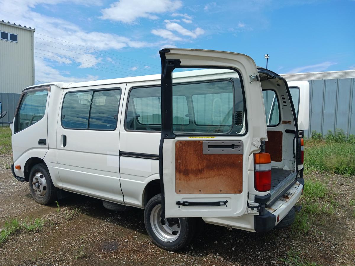 2t、観音ドア、ディーゼル4リッター|中古トラックの販売・買取・査定のアイナビ