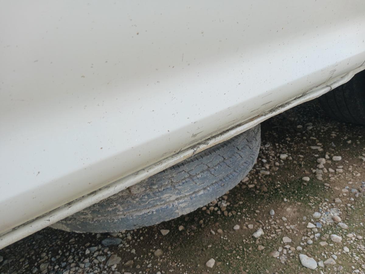 2t、観音ドア、ディーゼル4リッター|中古トラックの販売・買取・査定のアイナビ