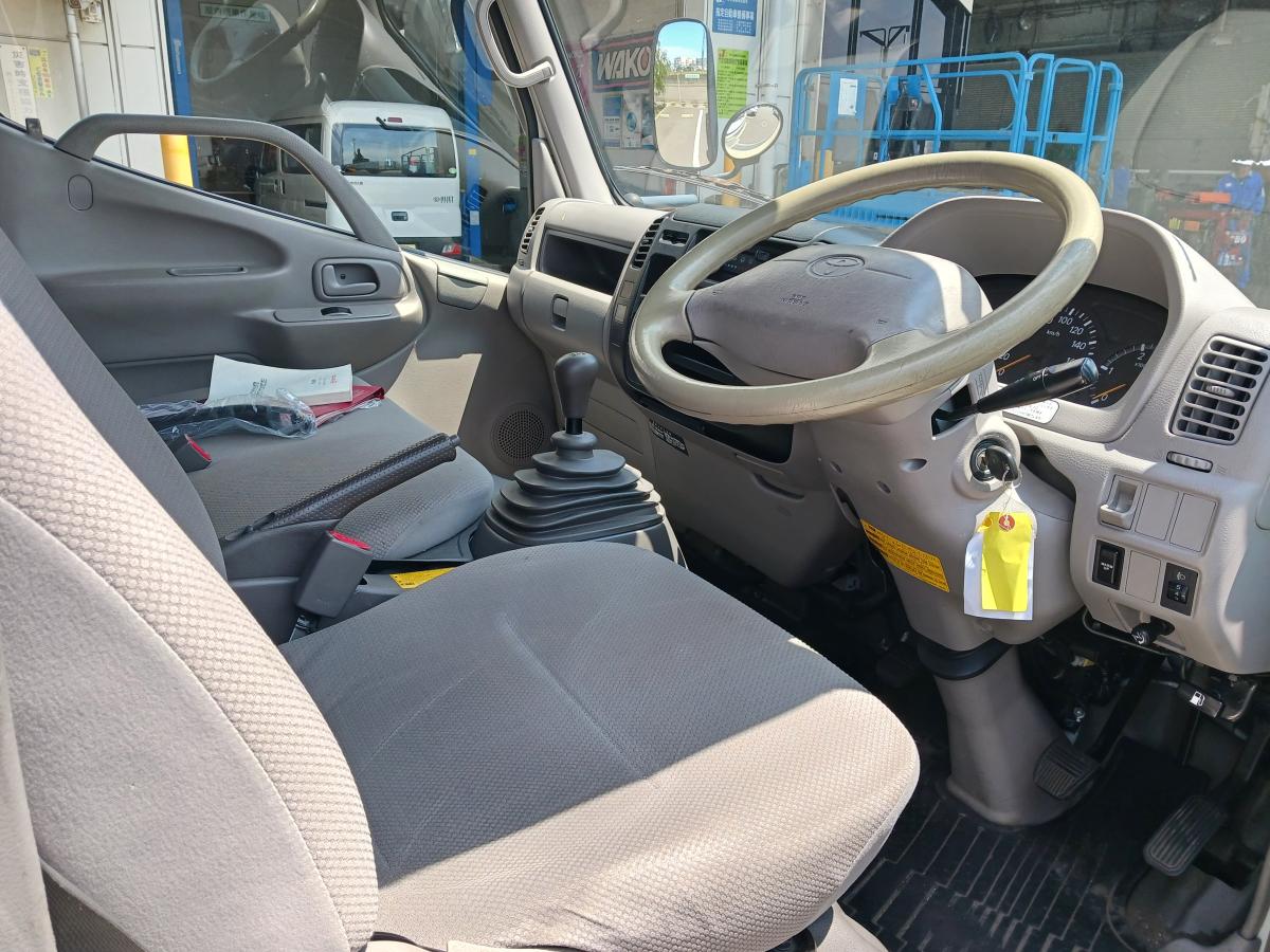 2t、観音ドア、ディーゼル4リッター|中古トラックの販売・買取・査定のアイナビ