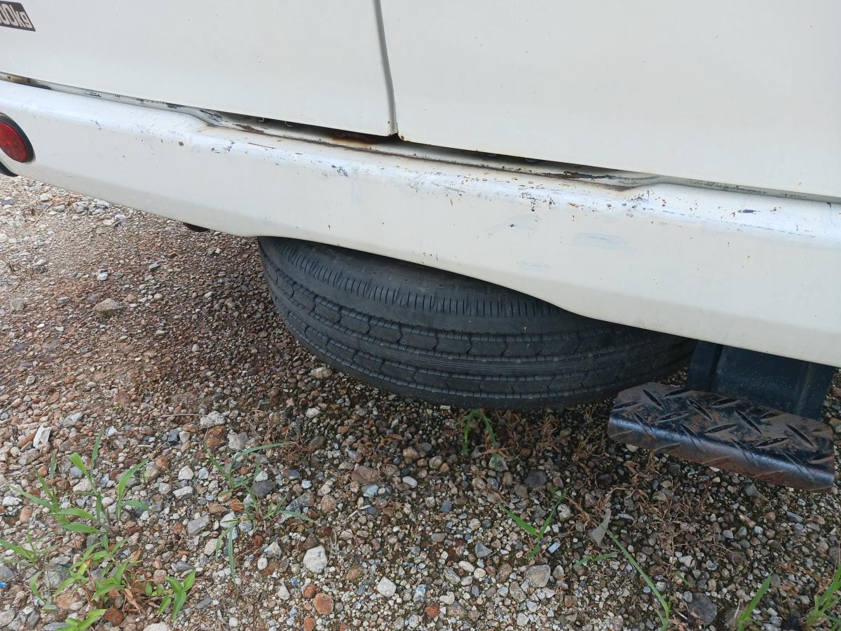 2t、観音ドア、ディーゼル4リッター|中古トラックの販売・買取・査定のアイナビ