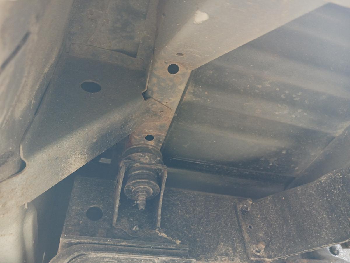 2t、観音ドア、ディーゼル4リッター|中古トラックの販売・買取・査定のアイナビ