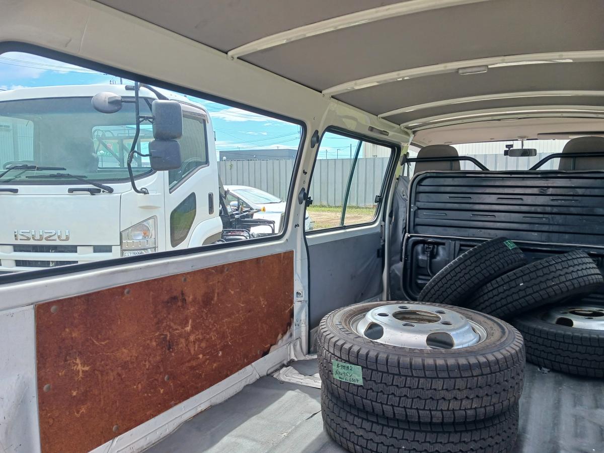 2t、観音ドア、ディーゼル4リッター|中古トラックの販売・買取・査定のアイナビ