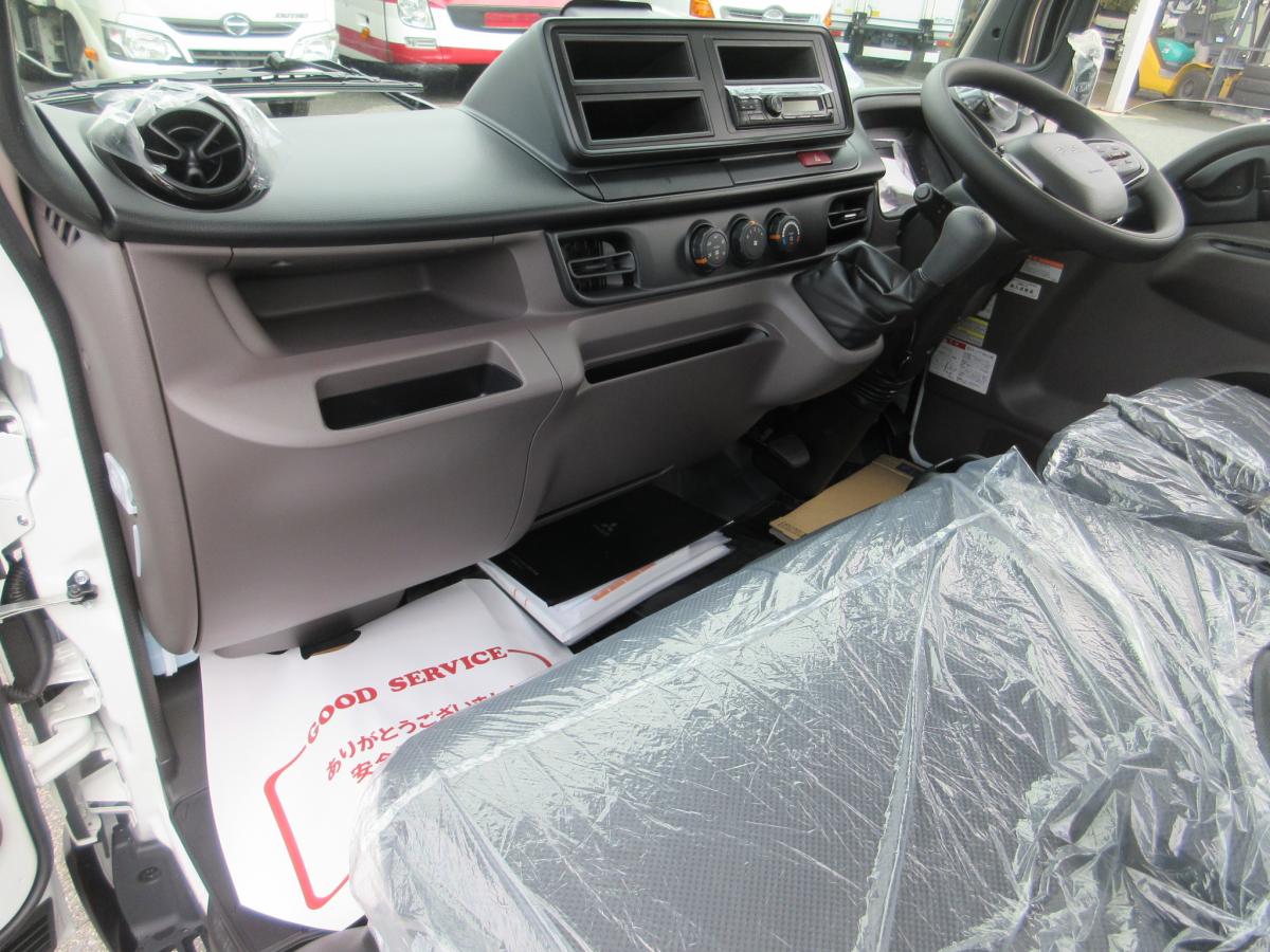 新明和 土砂ダンプ 5トン未満 積載2トン 5速 !!|中古トラックの販売・買取・査定のアイナビ