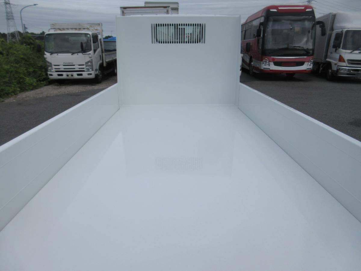 新明和 土砂ダンプ 5トン未満 積載2トン 5速 !!|中古トラックの販売・買取・査定のアイナビ