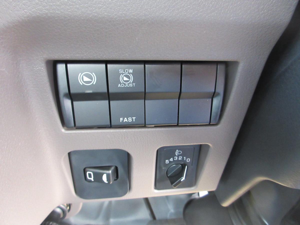 新明和 土砂ダンプ 5トン未満 積載2トン 5速 !!|中古トラックの販売・買取・査定のアイナビ