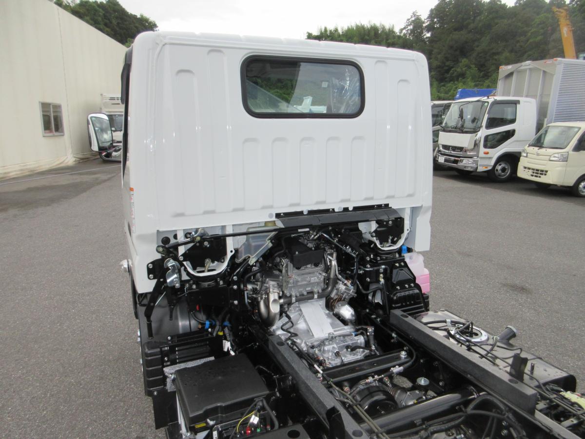 新明和 土砂ダンプ 5トン未満 積載2トン 5速 !!|中古トラックの販売・買取・査定のアイナビ