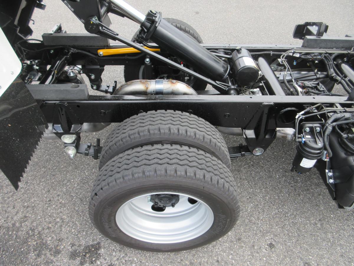 新明和 土砂ダンプ 5トン未満 積載2トン 5速 !!|中古トラックの販売・買取・査定のアイナビ