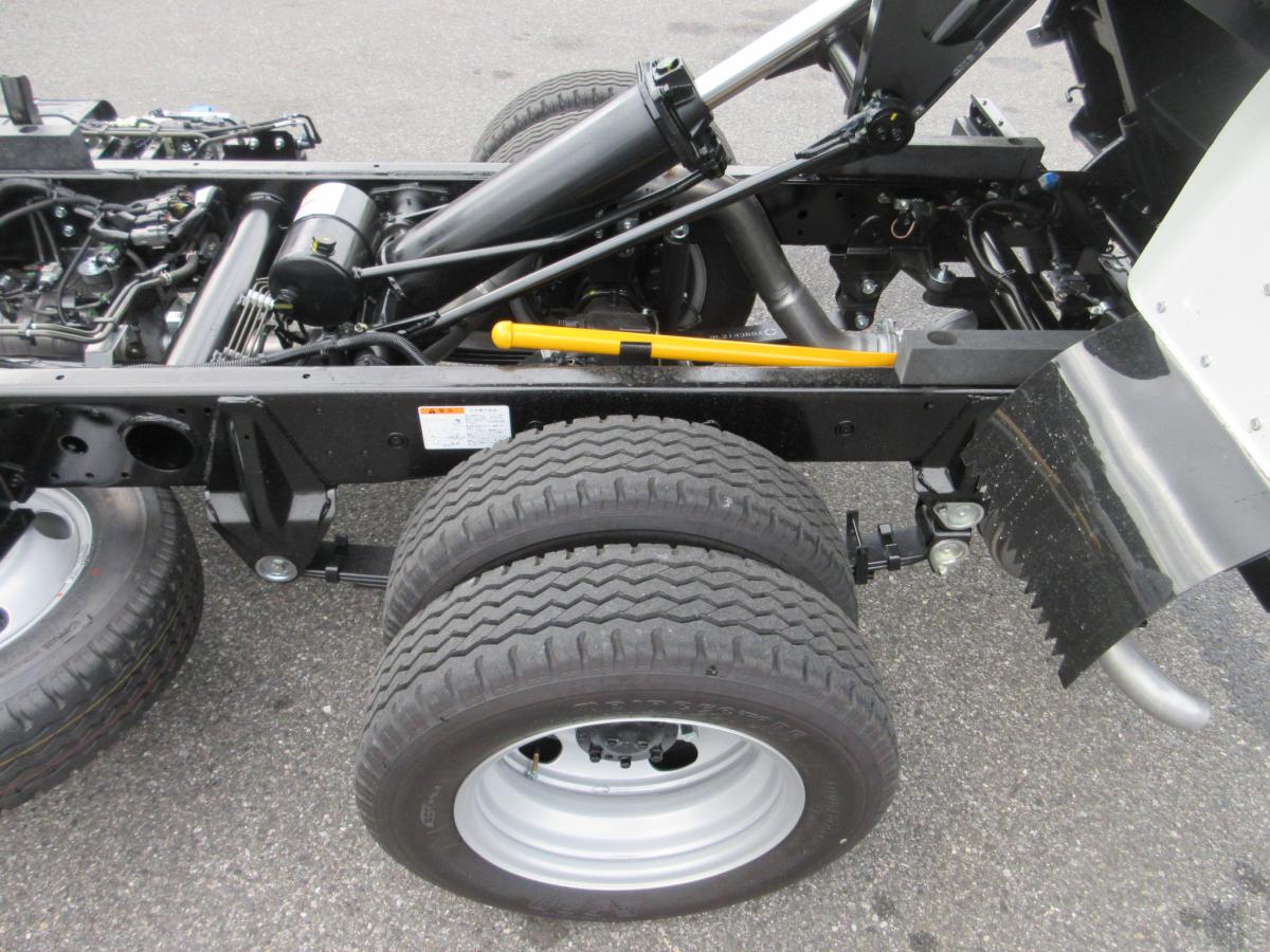 新明和 土砂ダンプ 5トン未満 積載2トン 5速 !!|中古トラックの販売・買取・査定のアイナビ