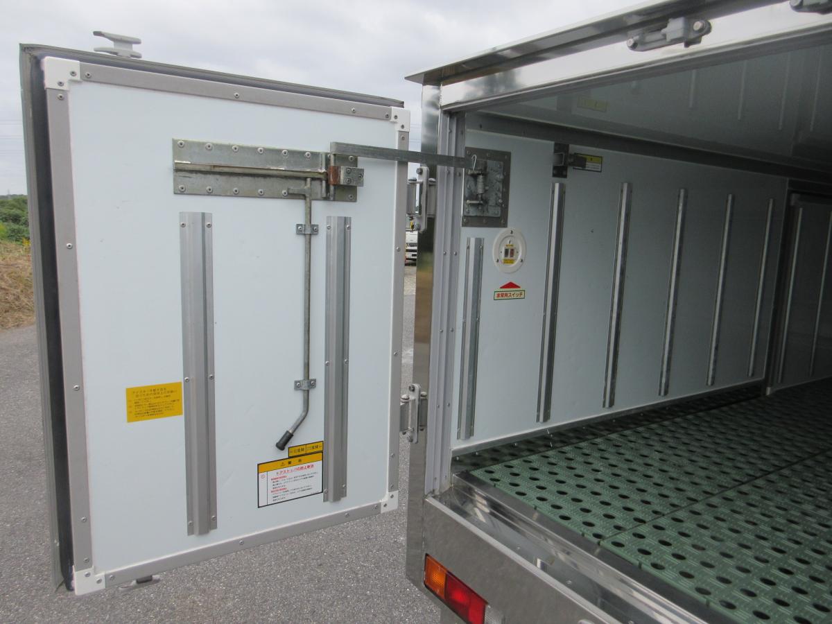 低温仕様 スタンバイ装置 冷蔵冷凍車 オートマチック !!|中古トラックの販売・買取・査定のアイナビ