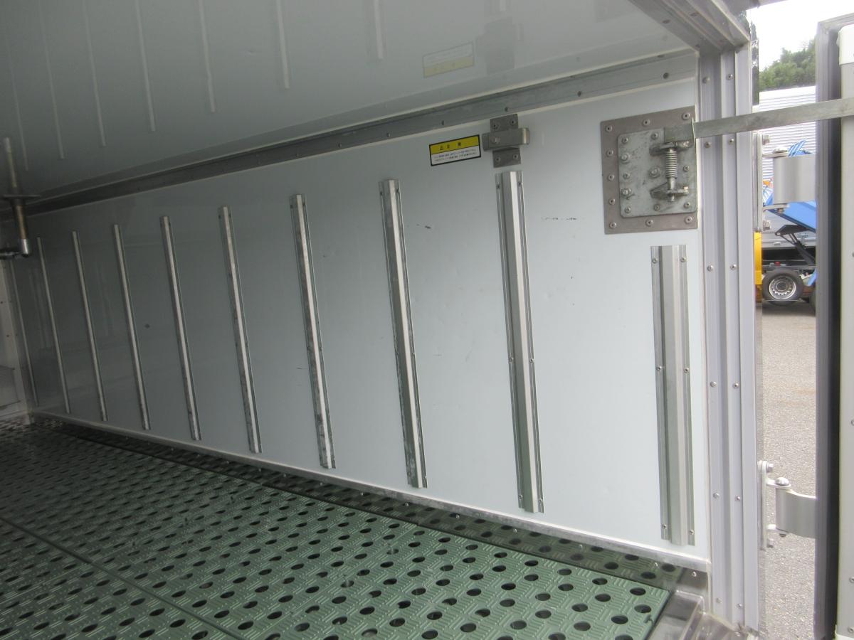 低温仕様 スタンバイ装置 冷蔵冷凍車 オートマチック !!|中古トラックの販売・買取・査定のアイナビ