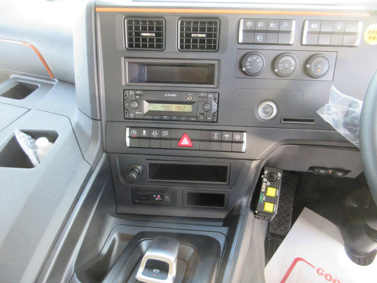 極東製 530×235 土砂ダンプ 自動シート !!|中古トラックの販売・買取・査定のアイナビ