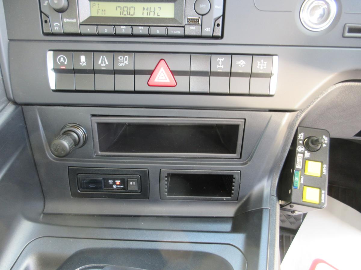 極東製 530×235 土砂ダンプ 自動シート !!|中古トラックの販売・買取・査定のアイナビ