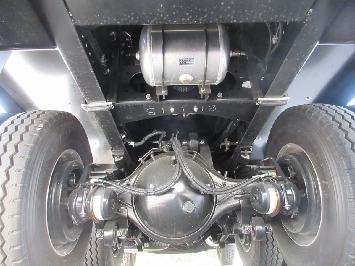 極東製 530×235 土砂ダンプ 自動シート !!|中古トラックの販売・買取・査定のアイナビ